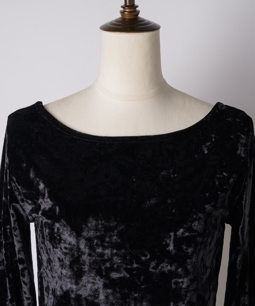 VIOLETTA（ヴィオレッタ）の「クラッシュベロアクロップドトップス（Tシャツ/カットソー・レディース・グレイッシュブルー/ホワイト/ブラック/ピンク・FREE）」の13枚目の写真