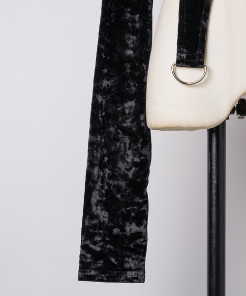 VIOLETTA（ヴィオレッタ）の「クラッシュベロアクロップドトップス（Tシャツ/カットソー・レディース・グレイッシュブルー/ホワイト/ブラック/ピンク・FREE）」の16枚目の写真