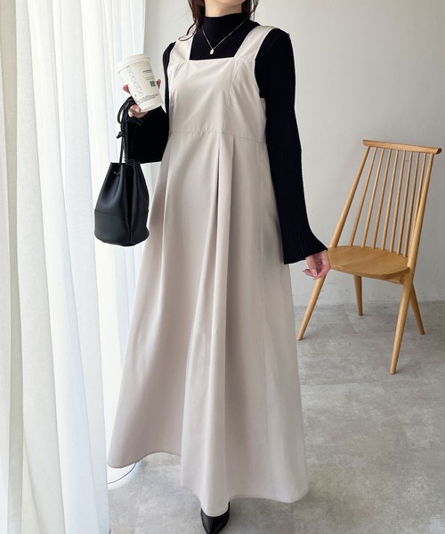 GeeRA(ジーラ)の「ノースリーブフレアーワンピース(ワンピース・レディース・ブラック/アイボリー・LARGE/MEDIUM)」の3枚目の写真