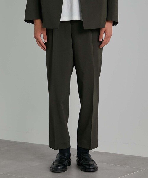 UNITED TOKYO（ユナイテッドトウキョウ）の「撥水ストレッチRELAX WOOL テーパードスラックス（スラックス・メンズ・ストライプ/ブラック/ダークグレー・1/3/2）」の7枚目の写真