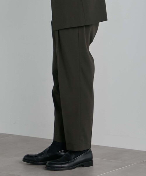 UNITED TOKYO（ユナイテッドトウキョウ）の「撥水ストレッチRELAX WOOL テーパードスラックス（スラックス・メンズ・ストライプ/ブラック/ダークグレー・1/3/2）」の8枚目の写真