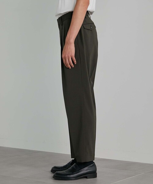 UNITED TOKYO（ユナイテッドトウキョウ）の「撥水ストレッチRELAX WOOL テーパードスラックス（スラックス・メンズ・ストライプ/ブラック/ダークグレー・1/3/2）」の14枚目の写真