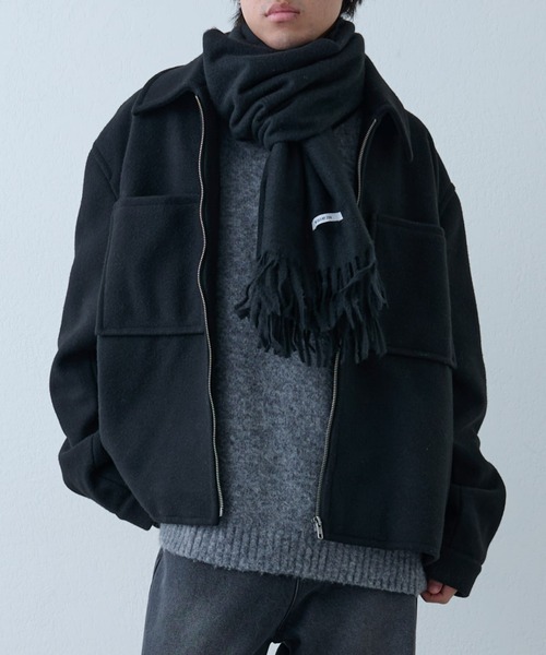 COLONY 2139（コロニートゥーワンスリーナイン）の「リサイクルポリストール（ストール/ショール・メンズ・チャコールグレー/ブルー/ブラック/ベージュ・FREE）」の2枚目の写真