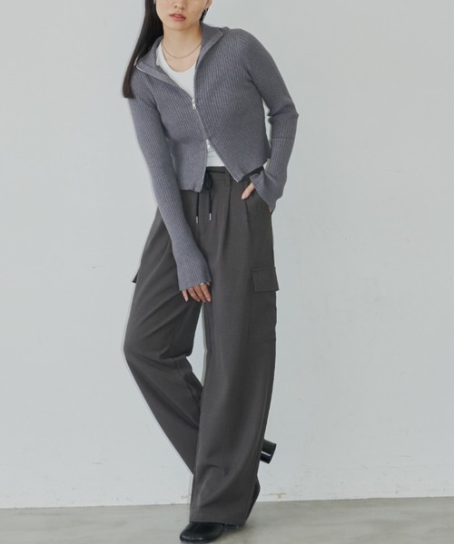 Auntie Rosa Holiday(アンティローザホリデー)の「カーゴスラックス / サイズ展開あり(カーゴパンツ・レディース・グレー/ブラック・S/M)」の8枚目の写真