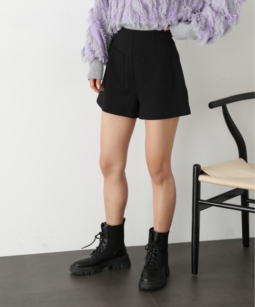 FREE'S MART（フリーズマート）の「◆ハイウエストフロントポケットショートパンツ（その他パンツ・レディース・ブラック/ベージュ・SMALL/MEDIUM）」の4枚目の写真