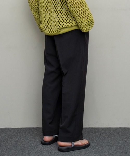 FARAH（ファーラー）の「【BAL（バル）/2024春夏】BAL / FARAH  WIDE TAPERED EASY PANT（その他パンツ・メンズ・グリーン/ブラック/チャコール・1/2/3/4）」の5枚目の写真