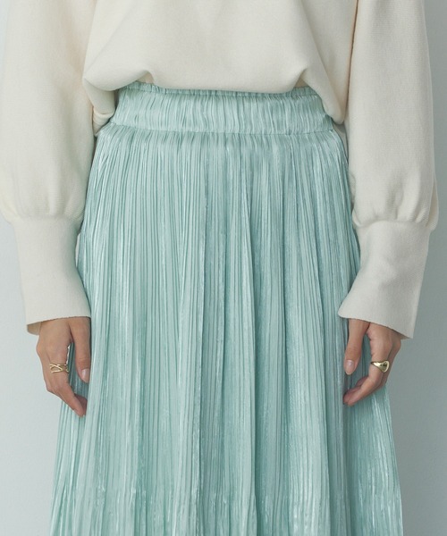 hunch（ハンチ）の「サテンランダムプリーツスカート（スカート・レディース・ライトイエロー/ブルー/ライトベージュ/ライトブルー/ブラック/ライトグリーン/チャコール/オフホワイト・FREE）」の13枚目の写真