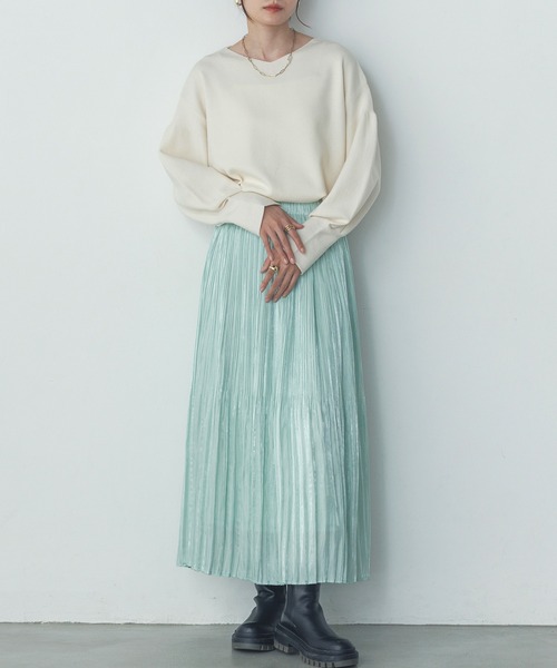 hunch（ハンチ）の「サテンランダムプリーツスカート（スカート・レディース・ライトイエロー/ブルー/ライトベージュ/ライトブルー/ブラック/ライトグリーン/チャコール/オフホワイト・FREE）」の16枚目の写真