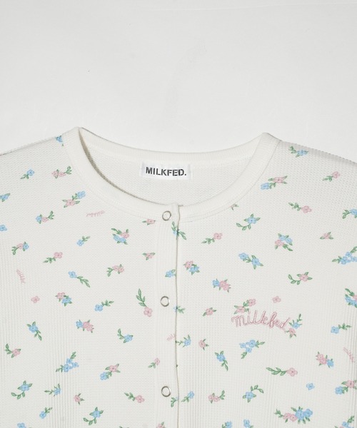 MILKFED.（ミルクフェド）の「FLORAL PATTERN WAFFLE CARDIGAN（カーディガン/ボレロ・レディース・アッシュ/ホワイト・ONE SIZE）」の9枚目の写真