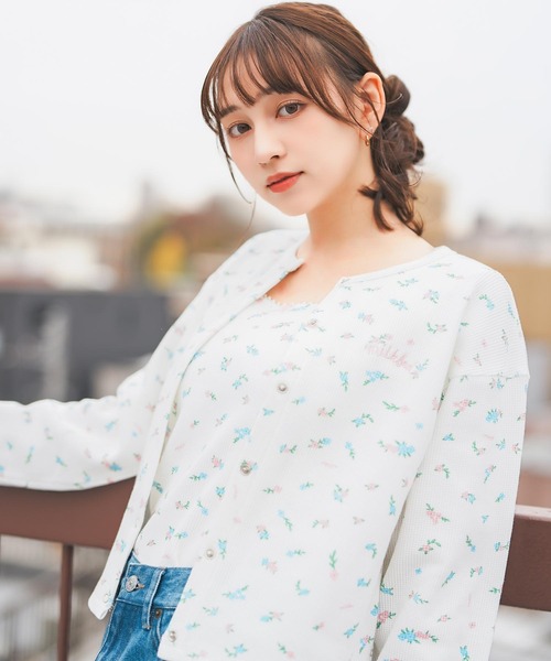 MILKFED.（ミルクフェド）の「FLORAL PATTERN WAFFLE CARDIGAN（カーディガン/ボレロ・レディース・アッシュ/ホワイト・ONE SIZE）」の14枚目の写真