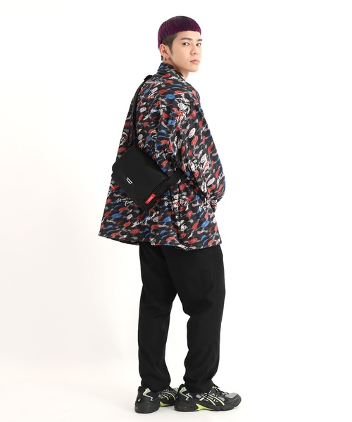 Manhattan Portage(マンハッタンポーテージ)の「Whitehall Shoulder Matte Twill(ショルダーバッグ・メンズ・ブラック・X-SMALL)」の13枚目の写真