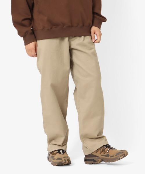 atmos(アトモス)の「atmos Baggy Tapered Chino Pants / アトモス バギーテーパードチノパンツ(チノパンツ・メンズ・ブラック/カーキ/ベージュ・XL/L/M)」の1枚目の写真