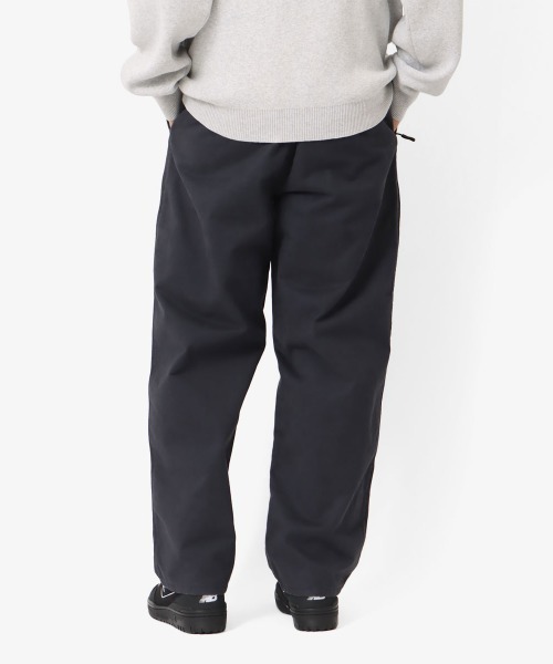 atmos(アトモス)の「atmos Baggy Tapered Chino Pants / アトモス バギーテーパードチノパンツ(チノパンツ・メンズ・ブラック/カーキ/ベージュ・XL/L/M)」の7枚目の写真