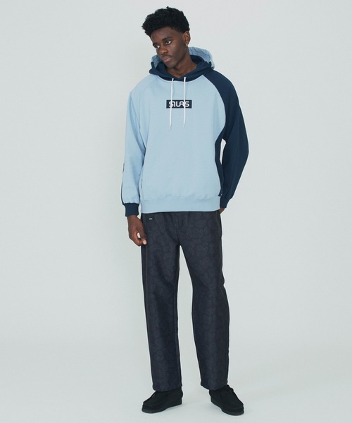 SILAS（サイラス）の「PANELED SWEAT HOODIE（パーカー・メンズ・アッシュ/ブラック/ライトブルー・M/L/XL）」の7枚目の写真