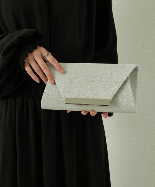 LA VORAGINE(ラ ヴォラジネ)の「2WAY ラメ入り結婚式パーティークラッチバッグ 入学式 卒業式 成人式 セレモニー ショルダーバッグ(クラッチバッグ・レディース・ブラック/ゴールド/シルバー・FREE)」の1枚目の写真