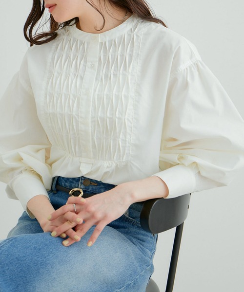 VIS(ビス)の「【洗える】フロントタックデザインブラウス(シャツ/ブラウス・レディース・ブラック/オフホワイト/サックスブルー/ピンク・FREE)」の2枚目の写真