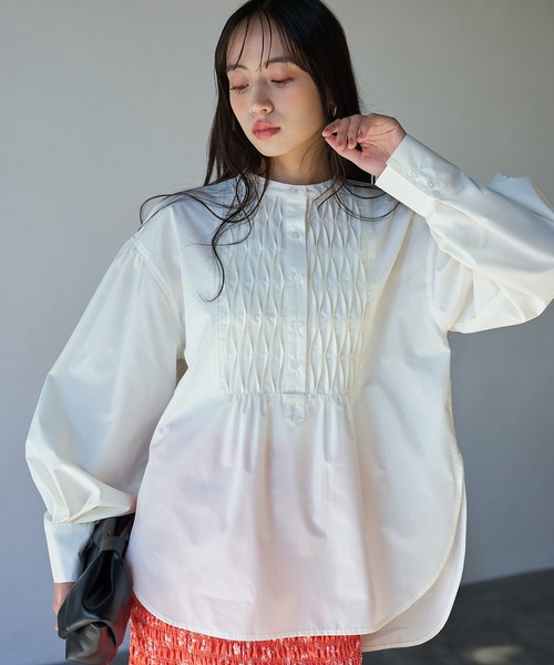 VIS(ビス)の「【洗える】フロントタックデザインブラウス(シャツ/ブラウス・レディース・ブラック/オフホワイト/サックスブルー/ピンク・FREE)」の5枚目の写真