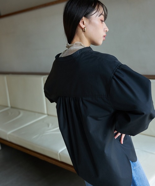 VIS(ビス)の「【洗える】フロントタックデザインブラウス(シャツ/ブラウス・レディース・ブラック/オフホワイト/サックスブルー/ピンク・FREE)」の21枚目の写真