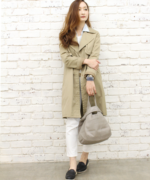 PAPILLONNER(パピヨネ)の「USAGI BAG(トートバッグ・レディース・ブラック/マスタード/アイボリー/ラベンダー/エメラルド/ピンクベージュ/ボルドー/モカ/ネイビー/サーモンピンク/レッド・FREE)」の3枚目の写真