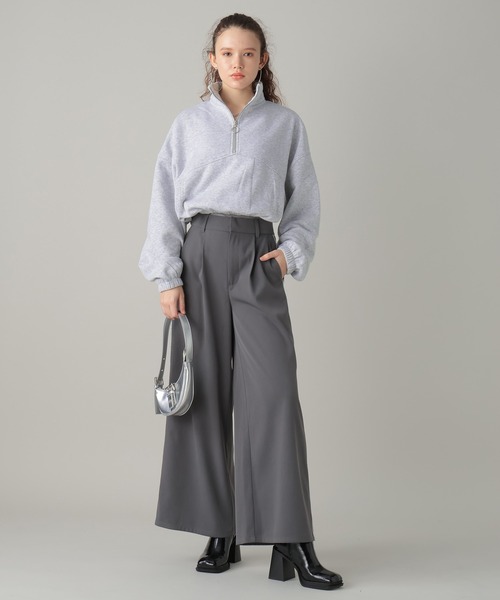 FOREVER 21(フォーエバー トゥエンティーワン)の「ハーフジップ裏毛プルオーバー(スウェット・レディース・グレー/ブラック・SMALL/MEDIUM)」の3枚目の写真