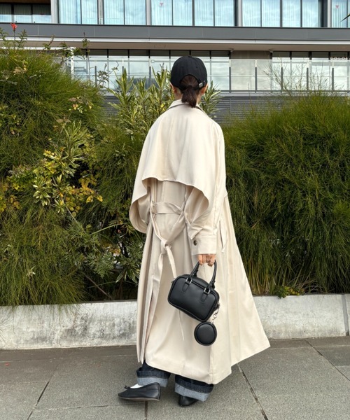 ISOOK(アイスー)の「【ISOOK / アイスー】ポーチ付き2WAYショルダーバッグ / ハンドバッグ ポーチセット キレイめ 結婚式 入学式 卒業式 スクエアバッグ スマホも入る 大容量 ミニ ZOZOTOWN限定(ショルダーバッグ・レディース・ピンク/グレー/ブラック・FREE)」の8枚目の写真