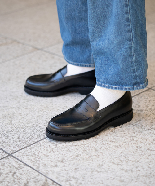 JALAN SRIWIJAYA(ジャランスリウァヤ)の「【Jalan Sriwijaya / ジャラン スリウァヤ】 Garuda VIBRAM(ローファー・メンズ・ブラック・90)」の1枚目の写真