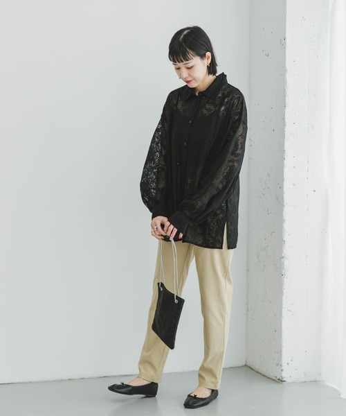 ITEMS URBANRESEARCH(アイテムズ アーバンリサーチ)の「レースビッグシャツ(シャツ/ブラウス・レディース・オフホワイト/ブラック・FREE)」の6枚目の写真