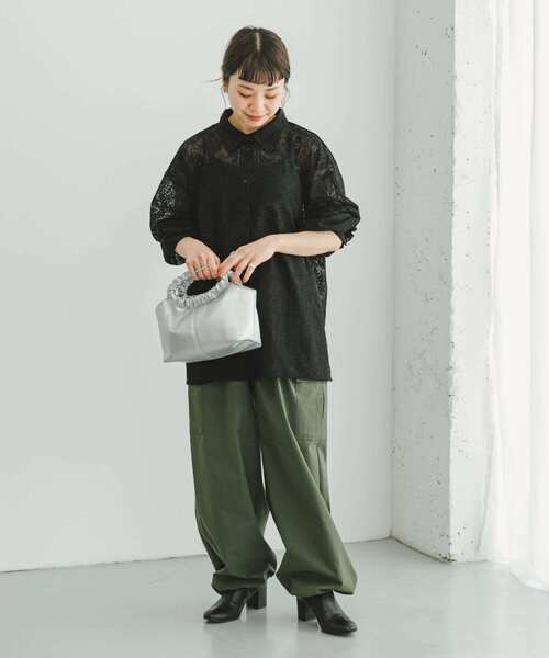 ITEMS URBANRESEARCH(アイテムズ アーバンリサーチ)の「レースビッグシャツ(シャツ/ブラウス・レディース・オフホワイト/ブラック・FREE)」の14枚目の写真