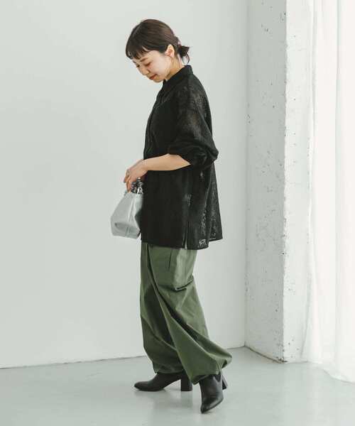 ITEMS URBANRESEARCH(アイテムズ アーバンリサーチ)の「レースビッグシャツ(シャツ/ブラウス・レディース・オフホワイト/ブラック・FREE)」の15枚目の写真