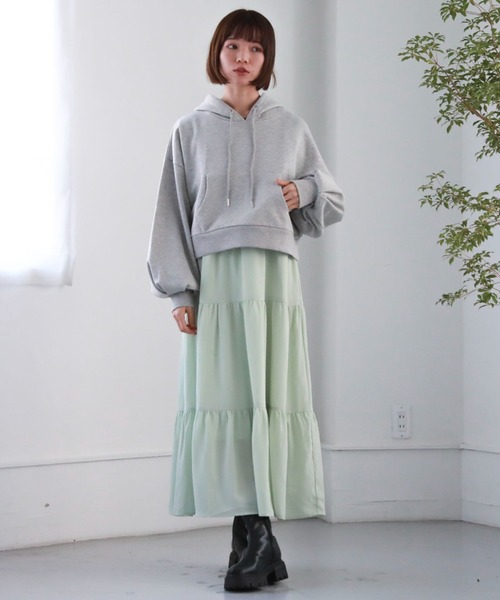 archives(アルシーヴ)の「ボリュームティアードバックシャンキャミワンピース(ワンピース・レディース・ブラック/オフホワイト/グリーン・MEDIUM)」の13枚目の写真