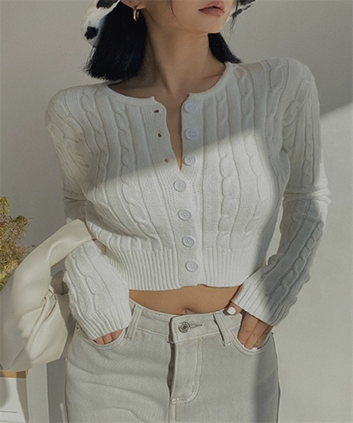 FREE STYLISTS(フリー スタイリスト)の「ケーブル編みニットカーディガン(カーディガン/ボレロ・レディース・ブラック/ブルー/パープル/ホワイト/ピンク/グリーン・FREE)」の18枚目の写真