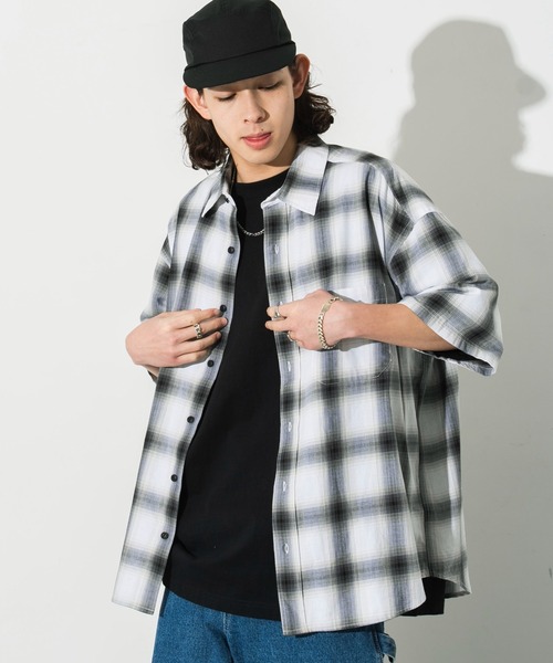 WEGO（ウィゴー）の「WEGO/オンブレチェックシャツ（シャツ/ブラウス・メンズ・ブラック系その他2/ホワイト系その他2/ブルー系その他2/オレンジ系その他3・SMALL/MEDIUM/LARGE）」の13枚目の写真