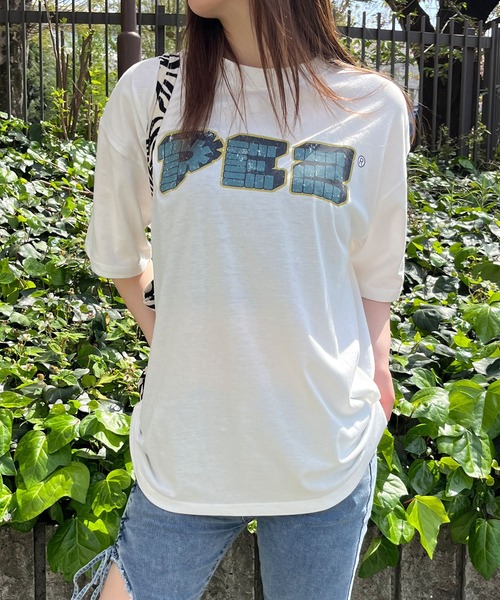 GLAMOROUS JANE(グラマラスジェーン)の「バックプリントPEZビッグTシャツ(Tシャツ/カットソー・レディース・チャコールグレー/オフホワイト/ブラック・FREE)」の10枚目の写真