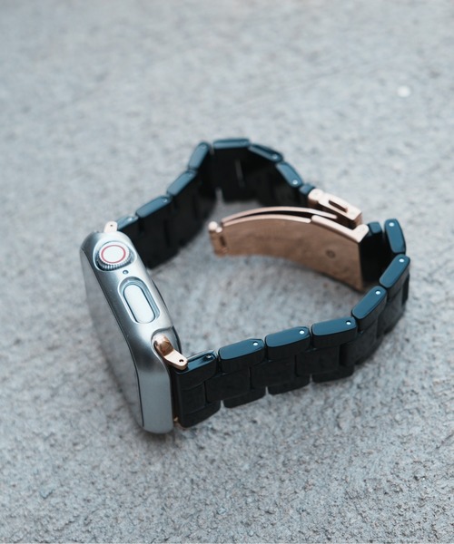 zandy(ズィーアンドワイ)の「zandy ズィーアンドワイ/ Apple Watch ケース&ベルトセット【マットハードケース】 アップルウォッチカバー& 天然脂ベルト //// set11(デジタル腕時計・メンズ・グリーン/クリア/レインボー/ブラック×シルバー/ブラック×ブラック/ホワイト系その他/シルバー系その他/パープル系その他/ホワイト×ホワイト・S/M)」の5枚目の写真