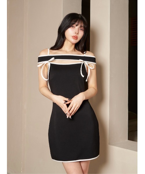 Darich(ダーリッチ)の「パイピングオフショルミニワンピース Darich(ダーリッチ)の「パイピングオフショルミニワンピース