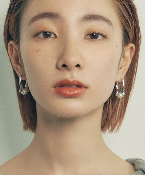 GOLDY（ゴールディ）の「スフィアー パール スクリュー フィット イヤリング（イヤリング・レディース・ゴールド/シルバー系その他/ゴールド系その他/シルバー・FREE）」の2枚目の写真