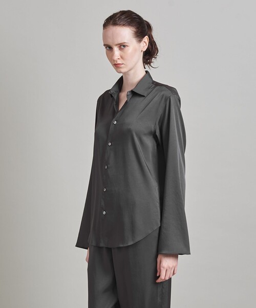 LOEFF(ロエフ)の「<LOEFF>フリュイド シャツ(シャツ/ブラウス・レディース・ダークブラウン/ダークグレー・0/1)」の11枚目の写真
