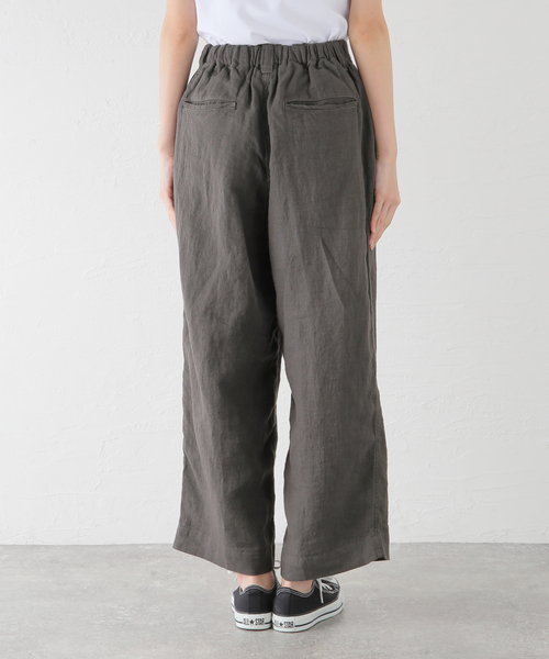 JOURNAL STANDARD LUXE(ジャーナルスタンダード ラックス)の「リネンツイル タックチノ(チノパンツ・レディース・チャコールグレー/アイボリー・SMALL/MEDIUM)」の4枚目の写真