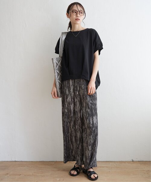 ikka(イッカ)の「【接触冷感/親子コーデ】冷感ドルマンタックプルオーバー(Tシャツ/カットソー・レディース・イエロー/ベージュ/グリーン/ブラック/オフホワイト・S/M/L)」の17枚目の写真