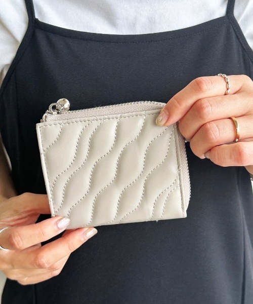【BEAURE/ビュレ】コンビレザー ウエーブキルト ミニウォレット（財布）｜Beau're（ヴュレ）