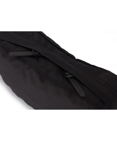 GREGORY（グレゴリー）の「テールランナー V2 TAILRUNNER V2 コーデュラバリスティックブラックライト（ボディバッグ/ウエストポーチ・メンズ・ブラック・ONE SIZE）」の4枚目の写真