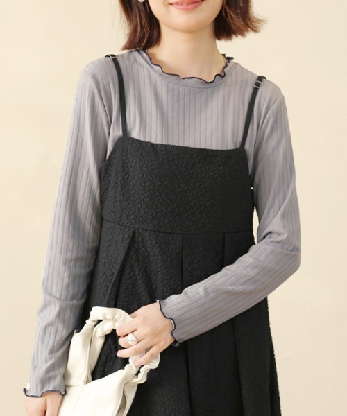 Doux Belle(ドゥーベル)の「ベーシックリブニットトップス(Tシャツ/カットソー・レディース・ネイビー/イエロー/ブラック/グレー/ブルー/オフホワイト・MEDIUM/LARGE/X-LARGE)」の19枚目の写真
