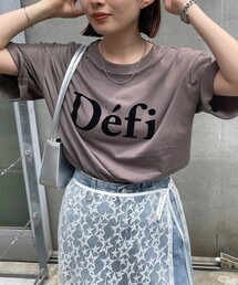 フロッキープリントTシャツ