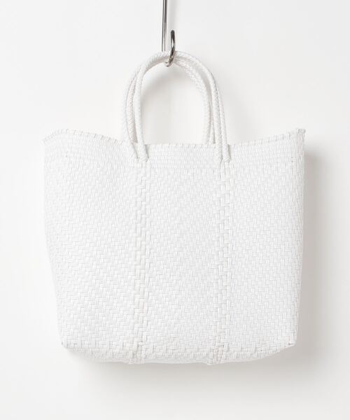 MAISON mou（メゾンムー）の「【Moon Bird/ムーンバード】手編みのメルカドバッグ（M）ARROW・DIAMOND・CHECK・MOTIF・DOT（かごバッグ・レディース・ブルー系その他/ブラック系その他/パープル系その他2/グリーン/オレンジ系その他2/ホワイト/ブルー/レッド系その他2/ホワイト系その他2/ブラック系その他2/ブラック/ライトブルー/ゴールド系その他/ゴールド/ミント/ブラック系その他3・FREE）」の2枚目の写真