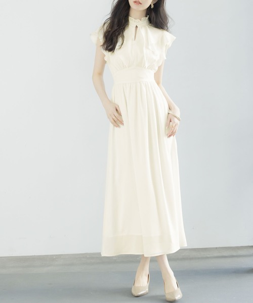 DRESS PLUS（ドレスプラス）の「フリルカラーロング丈ジョゼットワンピース（ワンピース・レディース・アイボリー/ベージュ/ブラック・M/L/S）」の2枚目の写真