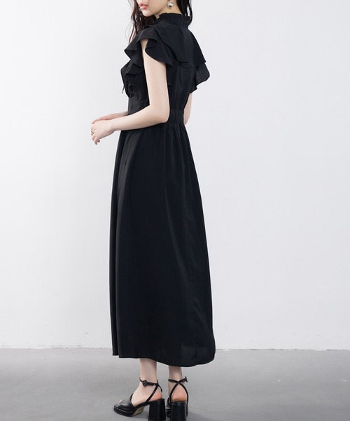 DRESS PLUS（ドレスプラス）の「フリルカラーロング丈ジョゼットワンピース（ワンピース・レディース・アイボリー/ベージュ/ブラック・M/L/S）」の5枚目の写真