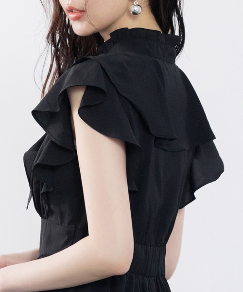 DRESS PLUS（ドレスプラス）の「フリルカラーロング丈ジョゼットワンピース（ワンピース・レディース・アイボリー/ベージュ/ブラック・M/L/S）」の8枚目の写真