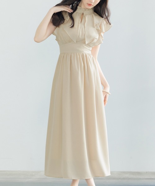 DRESS PLUS（ドレスプラス）の「フリルカラーロング丈ジョゼットワンピース（ワンピース・レディース・アイボリー/ベージュ/ブラック・M/L/S）」の16枚目の写真