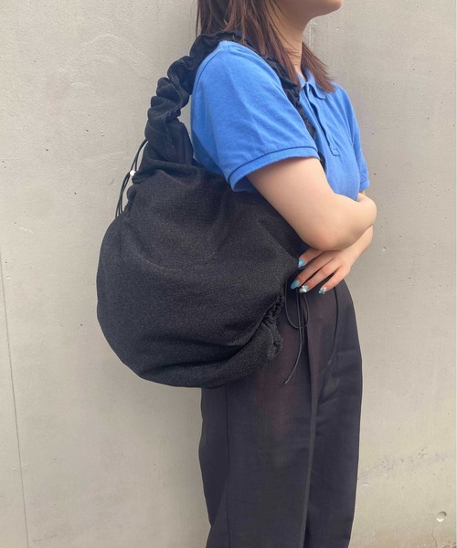 WEGO（ウィゴー）の「WEGO/ラメギャザーバッグ（トートバッグ・レディース・ブラック/グレー・FREE）」の14枚目の写真