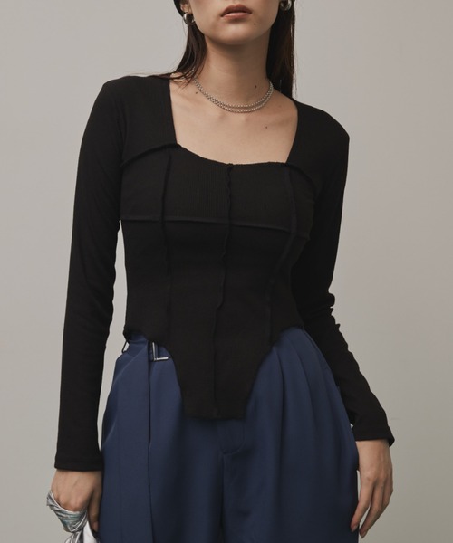 Solace(ソレイス)の「スクエアネックスリムテレコリブトップス(Tシャツ/カットソー・レディース・グレー/ブラック・FREE)」の14枚目の写真